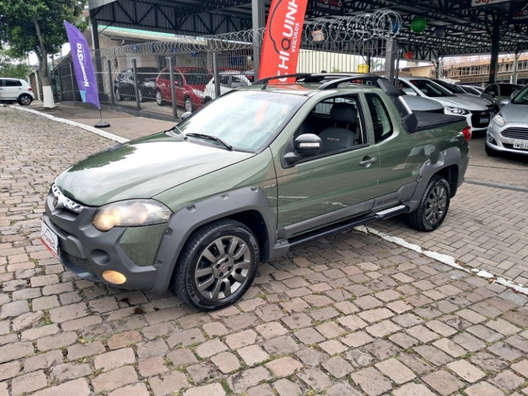 FIAT - STRADA - 2014/2015 - Verde - R$ 55.900,00