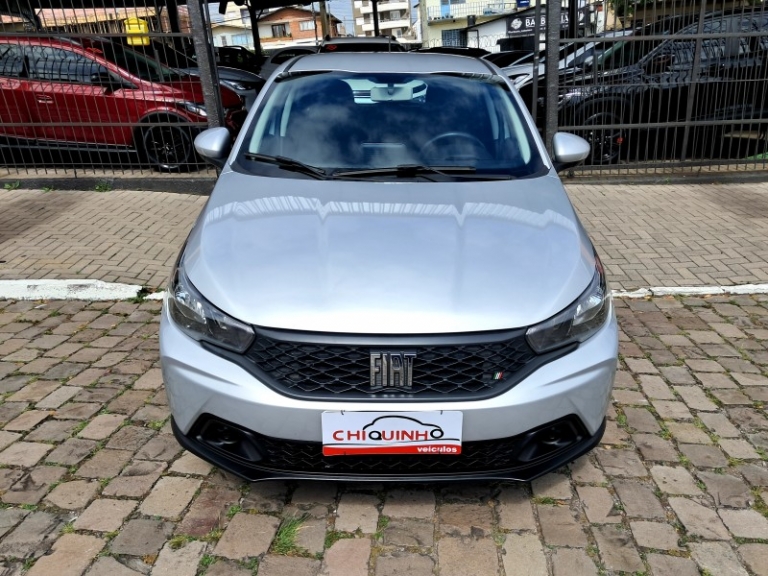 FIAT - ARGO - 2022/2023 - Prata - R$ 67.900,00