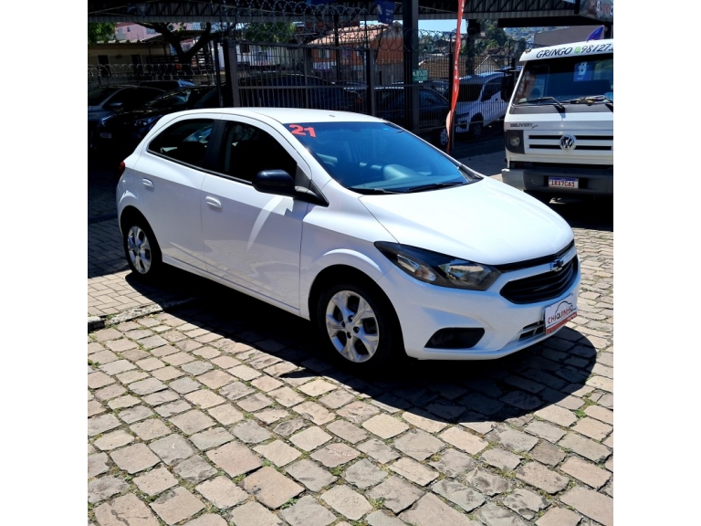 CHEVROLET - ONIX - 2021/2021 - Branca - R$ 59.900,00