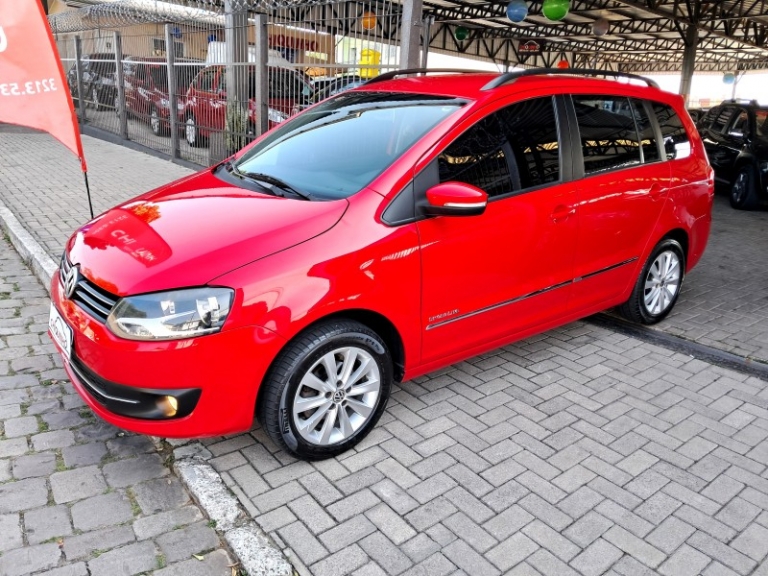 VOLKSWAGEN - SPACEFOX - 2010/2011 - Vermelha - R$ 39.900,00