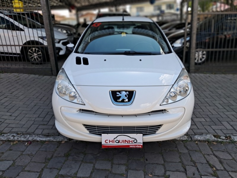 PEUGEOT - 207 - 2012/2013 - Branca - R$ 24.900,00