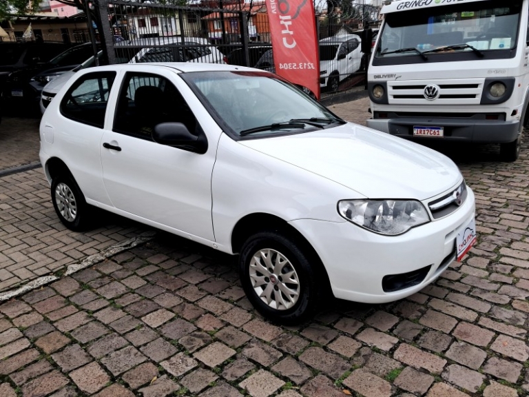 FIAT - PALIO - 2013/2014 - Branca - R$ 26.900,00