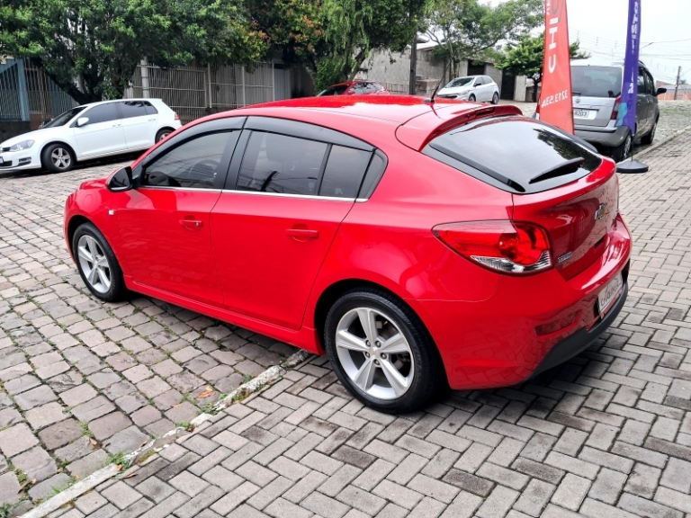 CHEVROLET - CRUZE - 2015/2015 - Vermelha - R$ 65.900,00