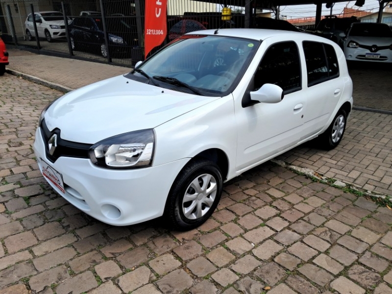 RENAULT - CLIO - 2015/2016 - Branca - R$ 38.900,00