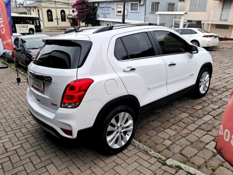 CHEVROLET - TRACKER - 2017/2018 - Branca - R$ 95.900,00