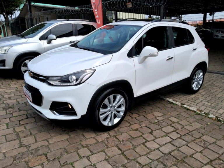 CHEVROLET - TRACKER - 2018/2018 - Branca - R$ 93.900,00