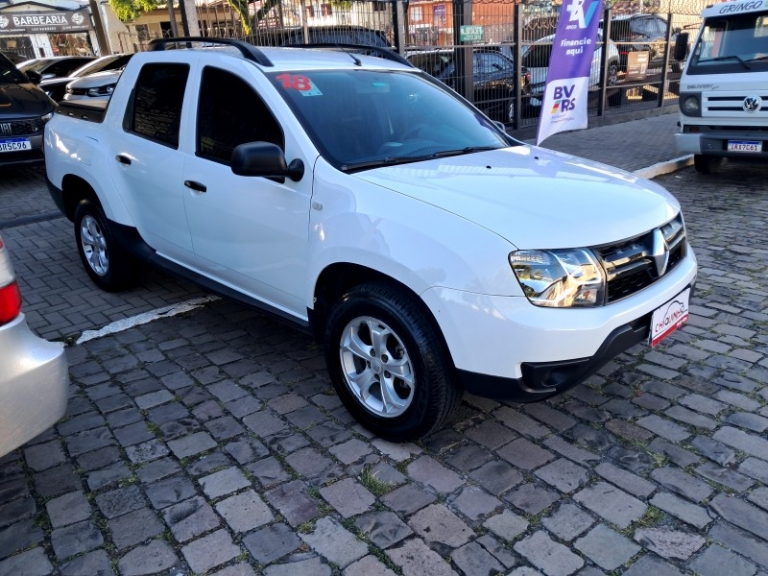 RENAULT - DUSTER OROCH - 2017/2018 - Branca - R$ 72.900,00