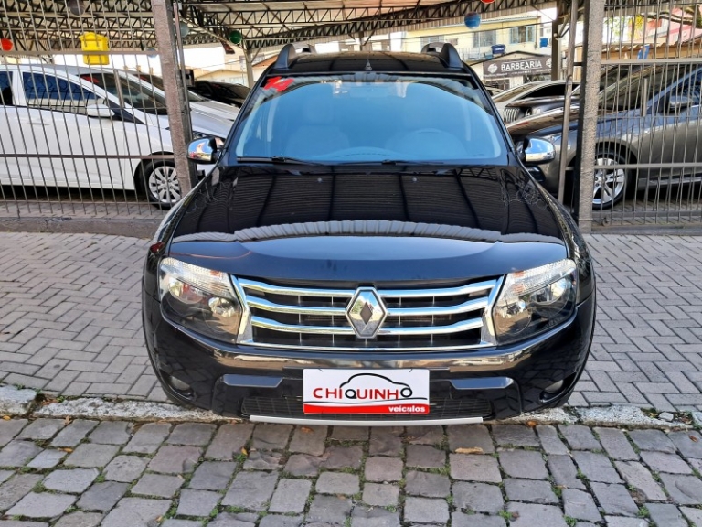 RENAULT - DUSTER - 2013/2014 - Preta - R$ 55.900,00