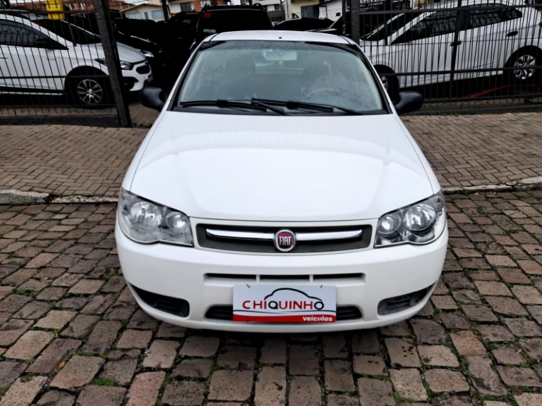 FIAT - PALIO - 2013/2014 - Branca - R$ 26.900,00