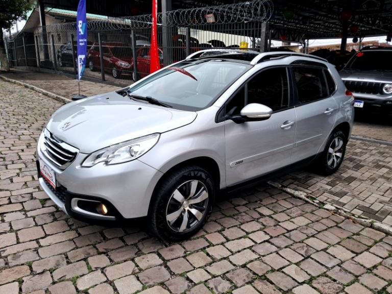 PEUGEOT - 2008 - 2017/2018 - Prata - R$ 69.900,00