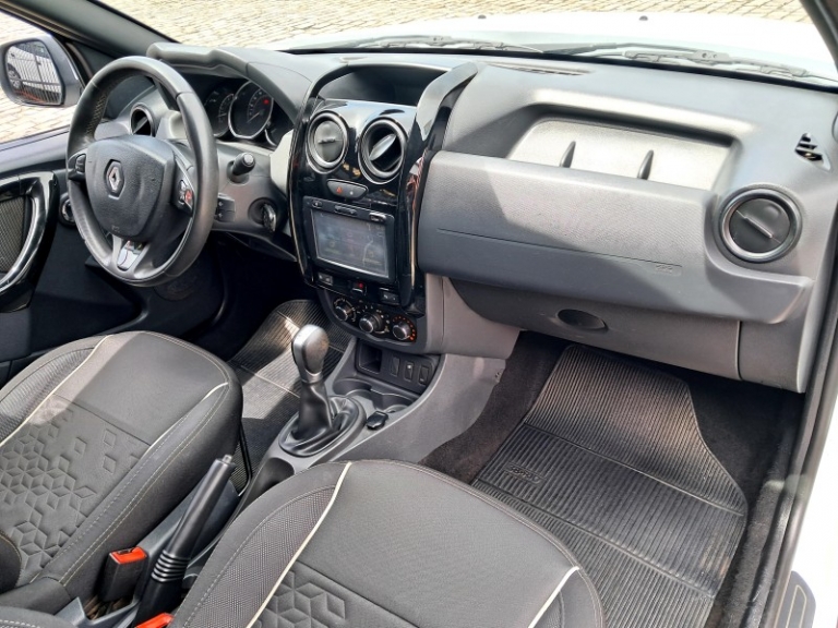 RENAULT - DUSTER OROCH - 2018/2019 - Branca - R$ 79.900,00