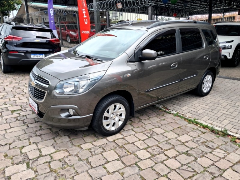 CHEVROLET - SPIN - 2012/2013 - Cinza - R$ 52.900,00