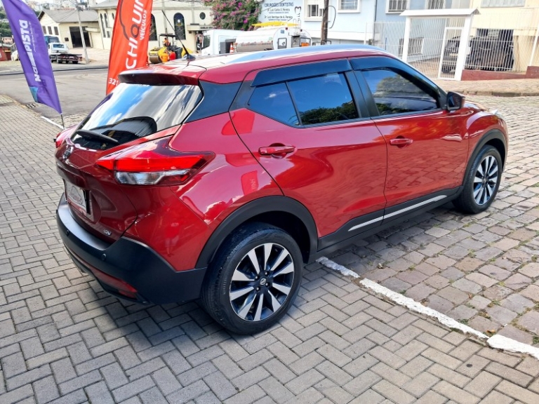 NISSAN - KICKS - 2020/2021 - Vermelha - R$ 93.900,00