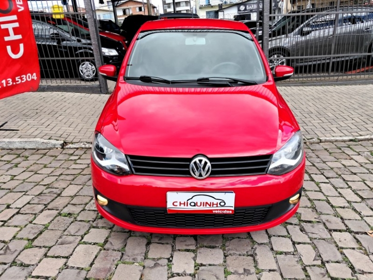 VOLKSWAGEN - FOX - 2012/2012 - Vermelha - R$ 39.900,00