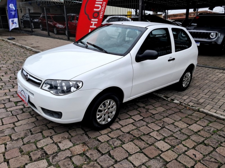 FIAT - PALIO - 2013/2014 - Branca - R$ 26.900,00