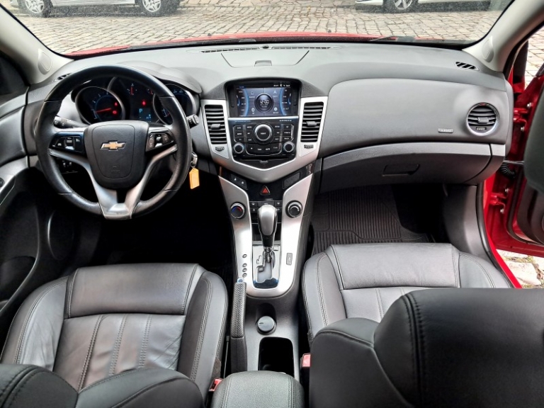 CHEVROLET - CRUZE - 2015/2015 - Vermelha - R$ 65.900,00