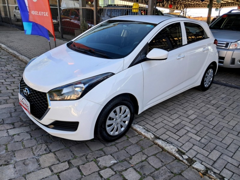 HYUNDAI - HB20 - 2019/2019 - Branca - R$ 56.900,00