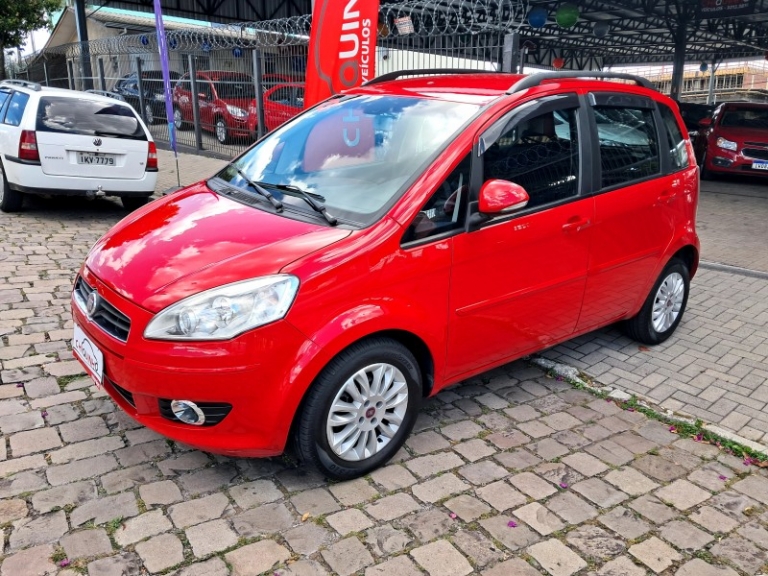 FIAT - IDEA - 2013/2013 - Vermelha - R$ 37.900,00