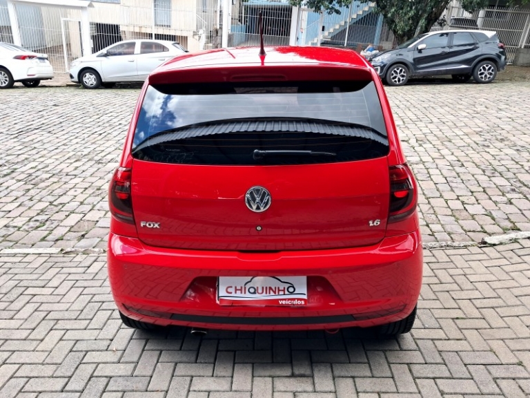 VOLKSWAGEN - FOX - 2012/2012 - Vermelha - R$ 39.900,00