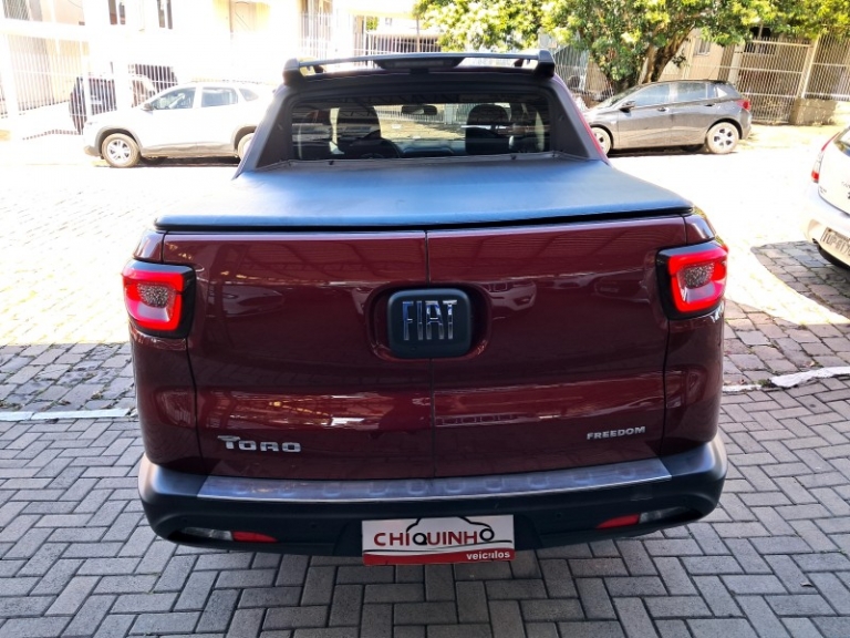 FIAT - TORO - 2021/2021 - Vermelha - R$ 104.900,00