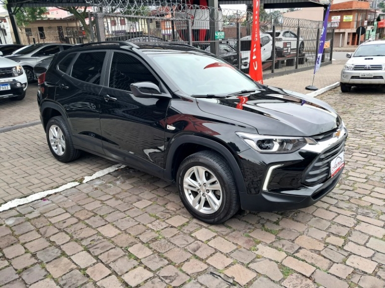 CHEVROLET - TRACKER - 2022/2023 - Preta - R$ 109.900,00