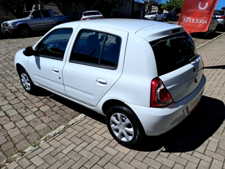 RENAULT - CLIO - 2015/2016 - Branca - R$ 38.900,00