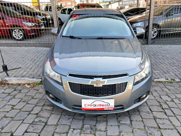 CHEVROLET - CRUZE - 2013/2013 - Cinza - R$ 59.900,00