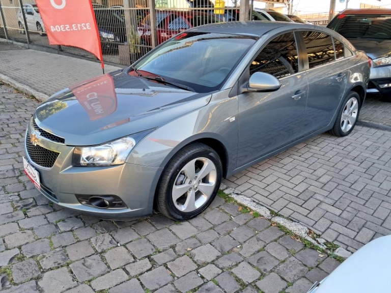 CHEVROLET - CRUZE - 2013/2013 - Cinza - R$ 59.900,00