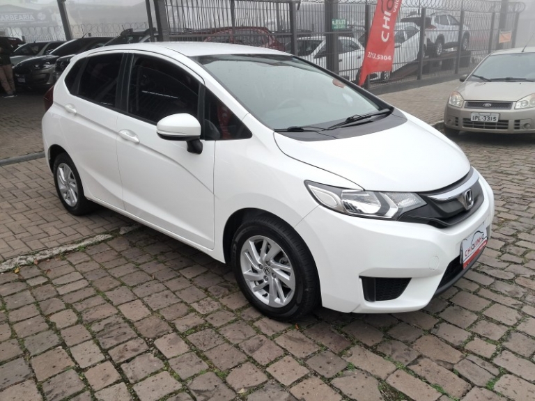 HONDA - FIT - 2015/2015 - Branca - R$ 59.900,00