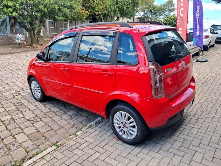 FIAT - IDEA - 2013/2013 - Vermelha - R$ 37.900,00