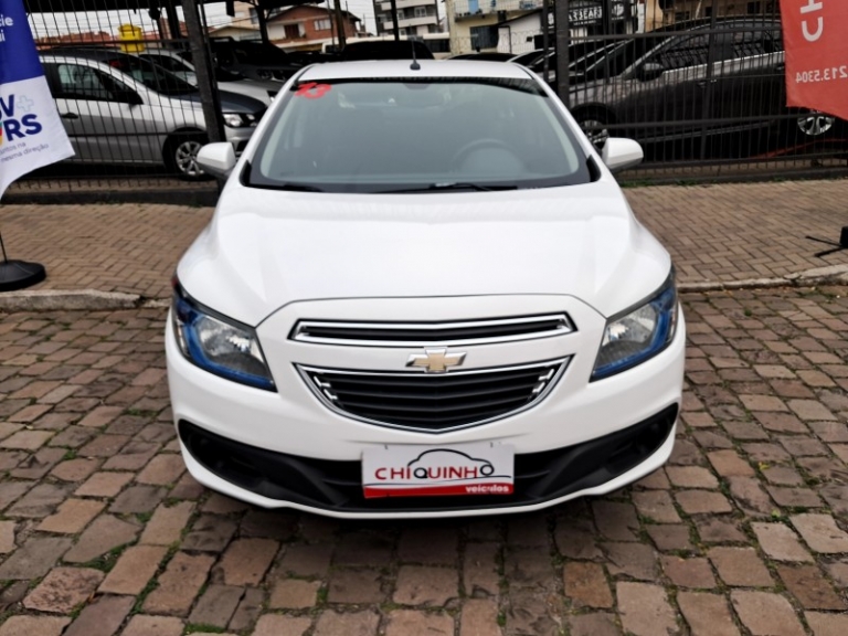 CHEVROLET - PRISMA - 2013/2013 - Branca - R$ 45.900,00