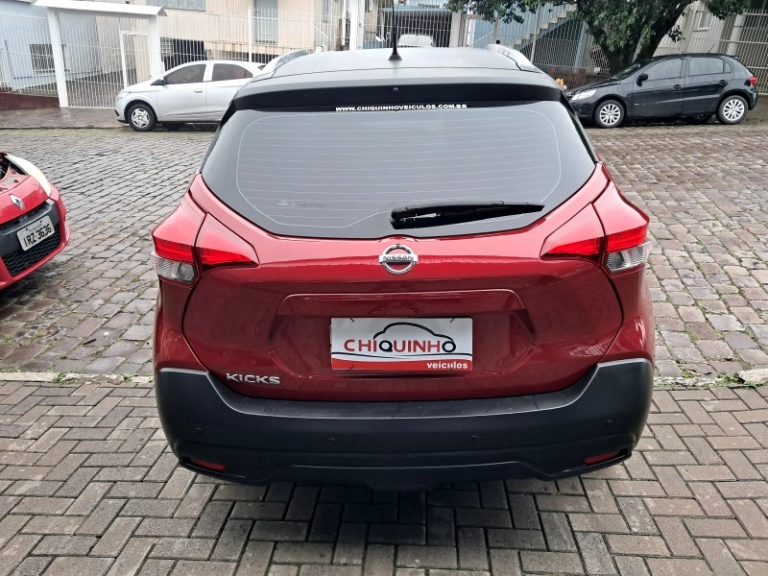 NISSAN - KICKS - 2018/2019 - Vermelha - R$ 84.900,00