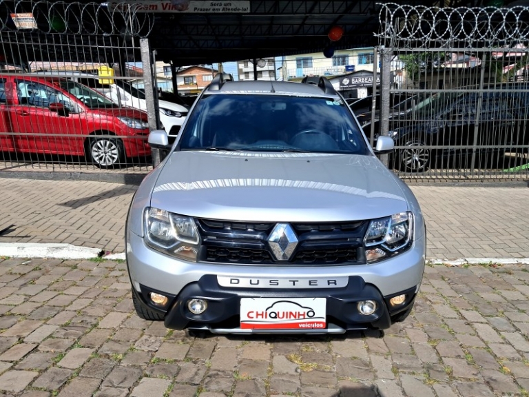 RENAULT - DUSTER - 2018/2019 - Prata - R$ 73.900,00