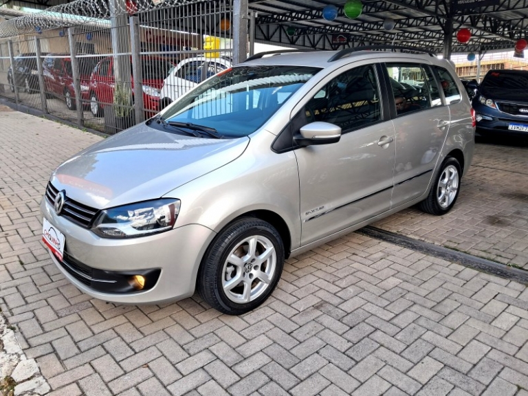 VOLKSWAGEN - SPACEFOX - 2012/2013 - Prata - R$ 46.900,00