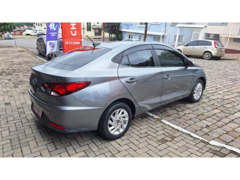 HYUNDAI - HB20S - 2022/2022 - Cinza - R$ 69.900,00