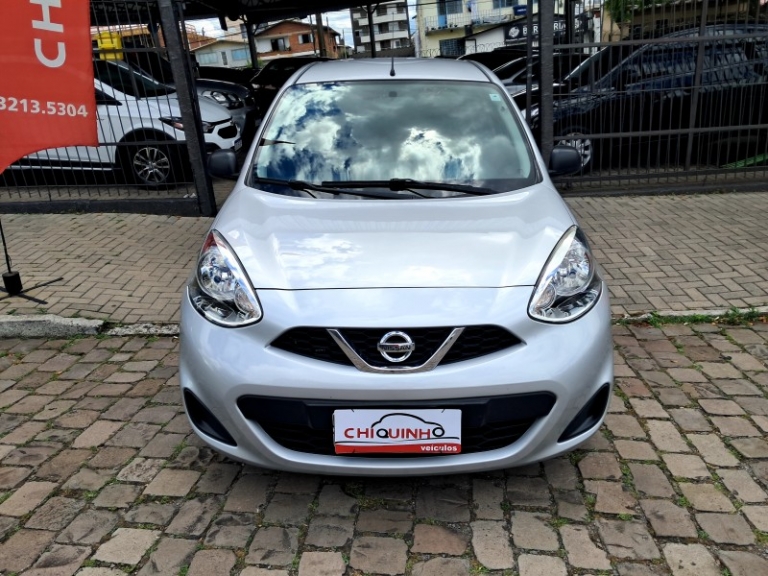 NISSAN - MARCH - 2015/2016 - Prata - R$ 41.900,00