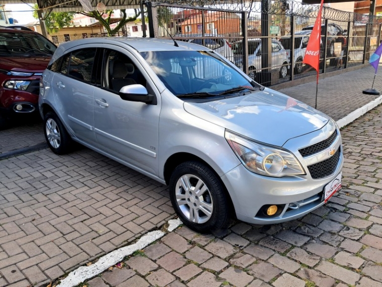 CHEVROLET - AGILE - 2010/2011 - Prata - R$ 34.900,00