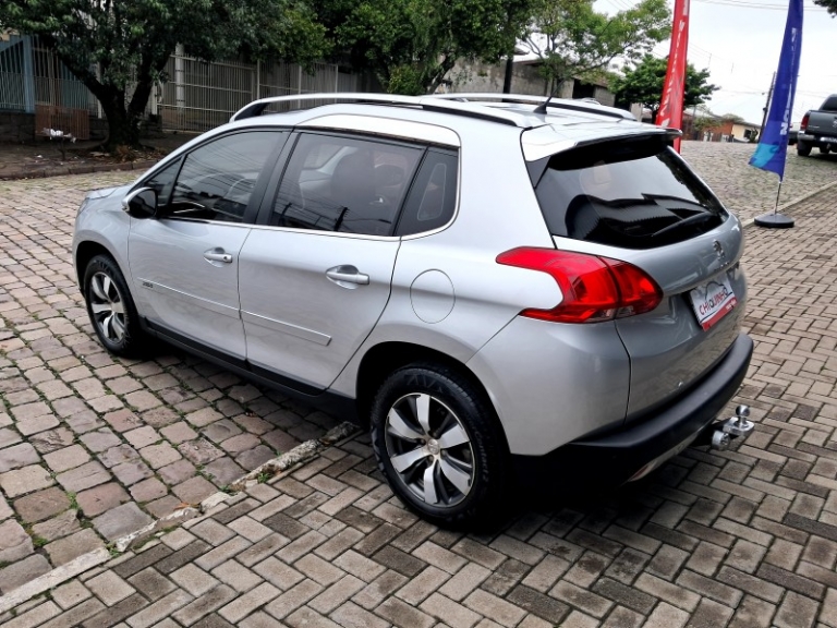 PEUGEOT - 2008 - 2017/2018 - Prata - R$ 69.900,00