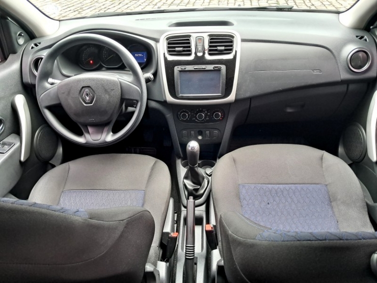 RENAULT - SANDERO - 2015/2016 - Prata - R$ 44.900,00