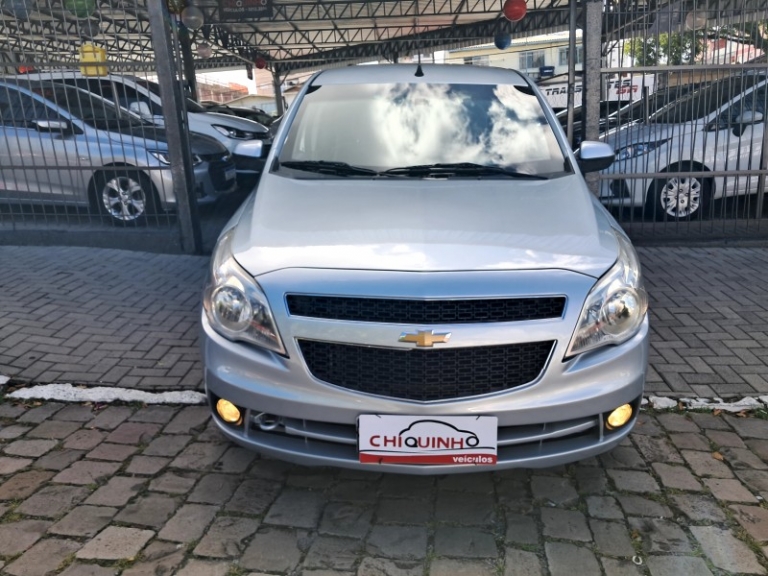 CHEVROLET - AGILE - 2010/2011 - Prata - R$ 34.900,00